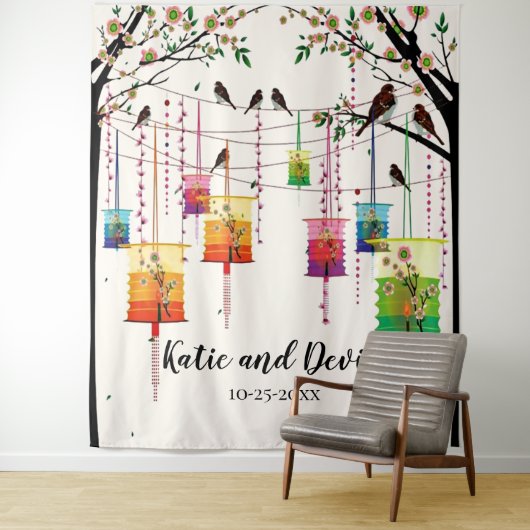 カラフルなランタン 桜 鳥 結婚式/シャワー タペストリー (インサイチュ)