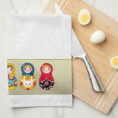 カラフルなロシア人のMatrioshka (Matreshka)の人形タオル キッチンタオル (四つ折り)
