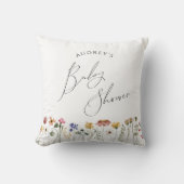 カラフルなワイルドフラワーのベビーシャワー クッション (正面)