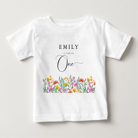 カラフルなワイルドフラワーの女の子の初めての誕生日 ベビーTシャツ (正面)