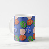 カラフルな卵の模様 コーヒーマグカップ (正面左)