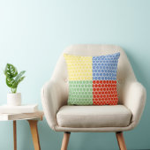 カラフルな四角と白い円 クッション (椅子)