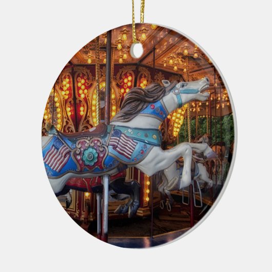カラフルな回転木馬の馬およびメリー円形行きます セラミックオーナメント (左)