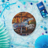 カラフルな回転木馬の馬およびメリー円形行きます ペーパープレート (パーティー)