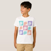 カラフルな夏のイチゴ Tシャツ (正面フル)