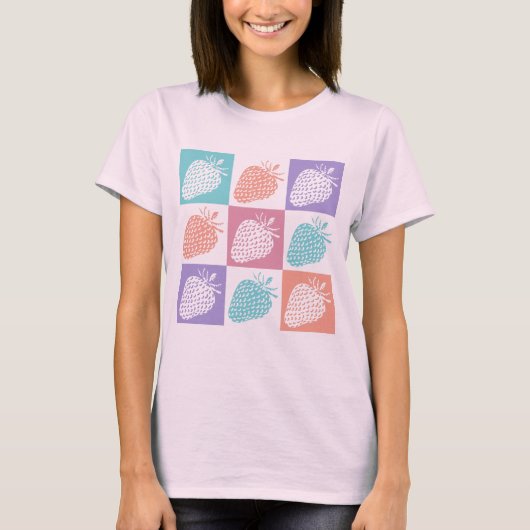 カラフルな夏のイチゴ Tシャツ (正面)