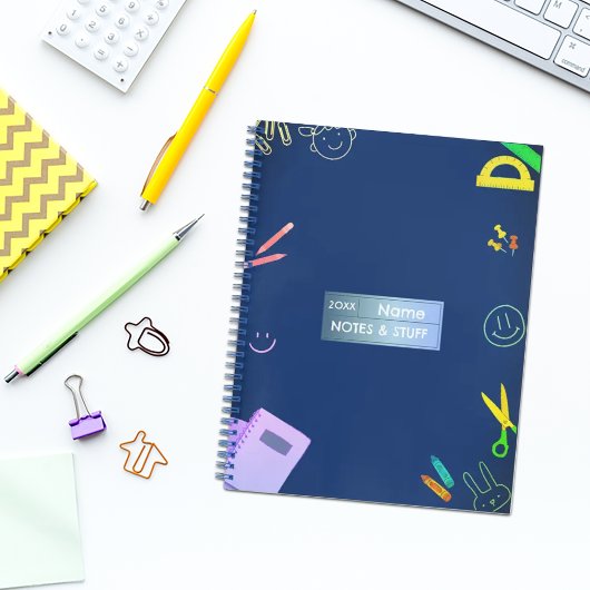 カラフルな学用品 ノートブック