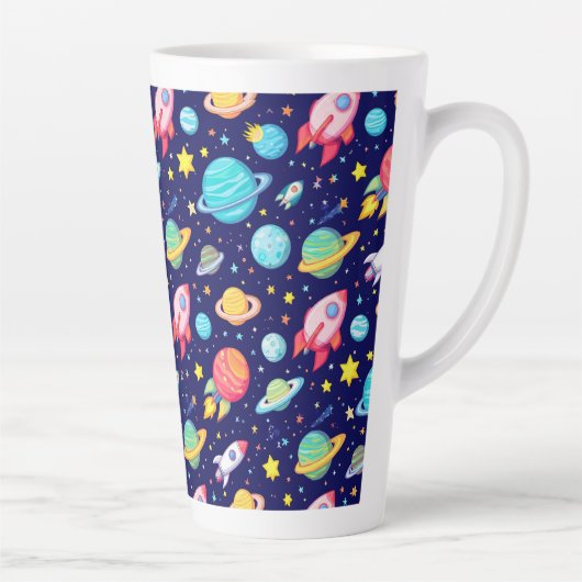 カラフルな宇宙のキャラクターパターン カフェラテマグ (右)