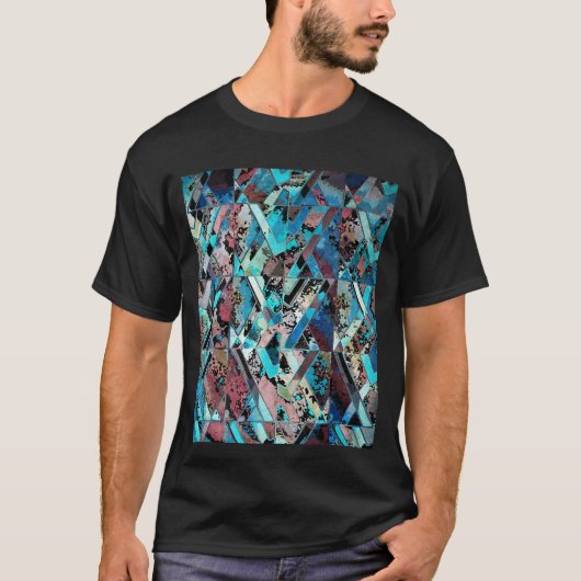 カラフルな幾何学抽象パターン Tシャツ (正面)