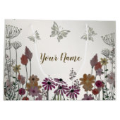 カラフルな庭の花と蝶の自然な田園風景 ラージペーパーバッグ (裏面)