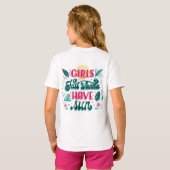 カラフルな文字のホワイトTシャツ Tシャツ (裏面フル)