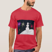 カラフルな新年の花火と雪だるまの冬の祭典 Tシャツ (正面)