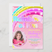 カラフルな楽しみの虹の絵 招待状 (正面)