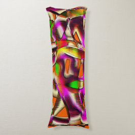 カラフルな歪んだ切り抜きで、ピンクと彫刻された ボディピロー