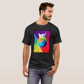 カラフルな毛糸を持つ宇宙の猫 Tシャツ (正面フル)