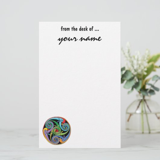 カラフルな渦巻の美しいケルト族の曼荼羅 便箋 (スタンド正面)