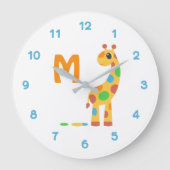 カラフルな漫画のキリンおよび蝶モノグラム ラージ壁時計 (正面)