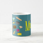 カラフルな焼き菓子と調理器具のコーヒーM コーヒーマグカップ (中央)