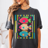 カラフルな熱帯魚の民芸調沿岸海洋デザイン Tシャツ