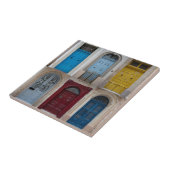 カラフルな玄関ドアのモザイク タイル (側面)