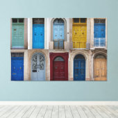 カラフルな玄関ドアの コラージュ キャンバスプリント (インサイチュ (ウッドフロア))