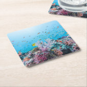 カラフルな礁および珊瑚とのスキューバダイビング スクエアペーパーコースター (アングル)