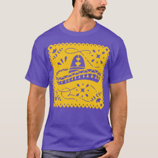 カラフルな紙のピカド バナーとソンブレロ Tシャツ