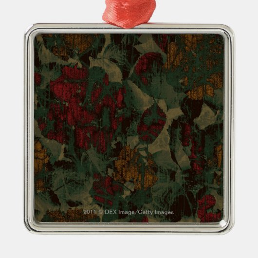 カラフルな花のカムフラージュパターン メタルオーナメント (正面)