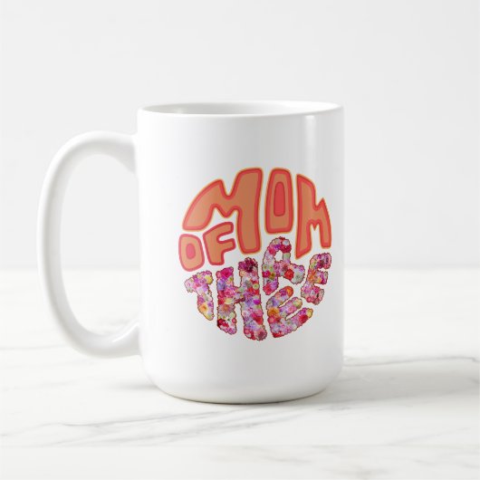 カラフルな花のタイポグラフィー 三児の母の誕生日  コーヒーマグカップ (左)