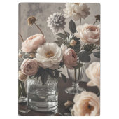 カラフルな花 エレガントなヴィンテージスタイルの花  クリップボード (裏面)