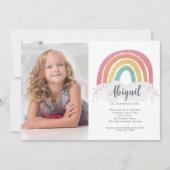 カラフルな虹のカリグラフィー写真 子供の誕生日I 招待状 (正面)