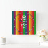 カラフルな虹はカスタマイズために平静およびあなたの文字を保ちます スクエア壁時計 (ホーム)