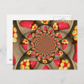 カラフルな赤の喜び:いちごの万華鏡アート ポストカード (正面/裏面)