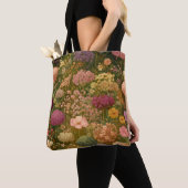 カラフルな野の花の草原 3 トートバッグ (クローズアップ)