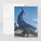 カラフルな金属のクジラの彫刻 ポストカード (正面/裏面)