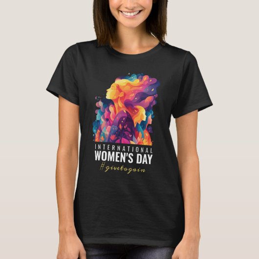 カラフルな顔のアブストラクト 女性の日 | IWD Tシャツ (正面)