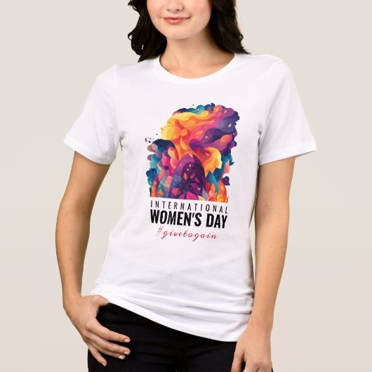 カラフルな顔の抽象画 国際女性デー | IWD トライブレンドTシャツ (正面)