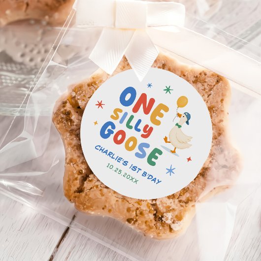 カラフルな1歳のバカガチョウの子供の誕生日 ラウンドシール