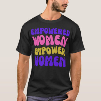 カラフルな70年代スタイル女性エンパワーメント少年 Tシャツ