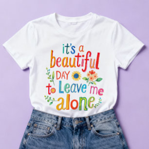 カラフルな「私を一人にしておいて」Tシャツで楽しい一日を Tシャツ
