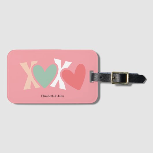 カラフルな「XOXO」バレンタインデー ラゲッジタグ (正面横)