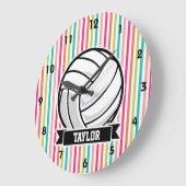 カラフルのパーソナライズなバレーボールは縞で飾ります ラージ壁時計 (傾斜)