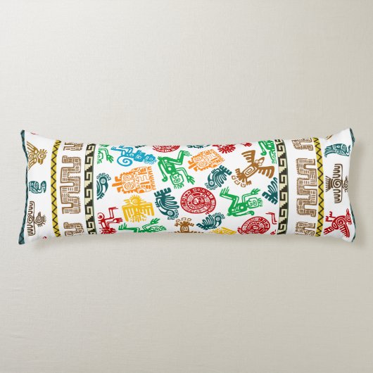 カラフルアステカパターン(の模様が)ある ボディピロー (正面)