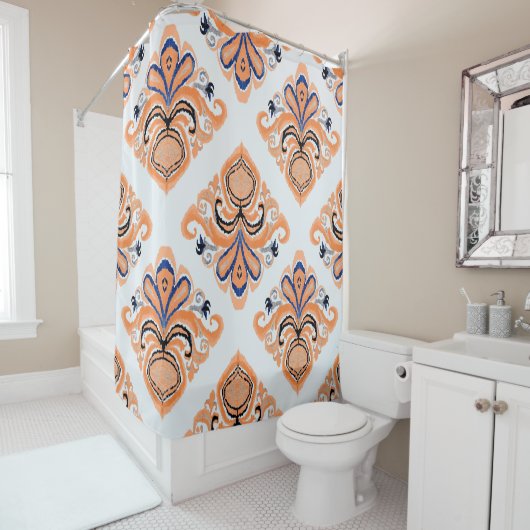 カラフルイカットパターンのヴィンテージスタイル。エレガント シャワーカーテン (インサイチュ)