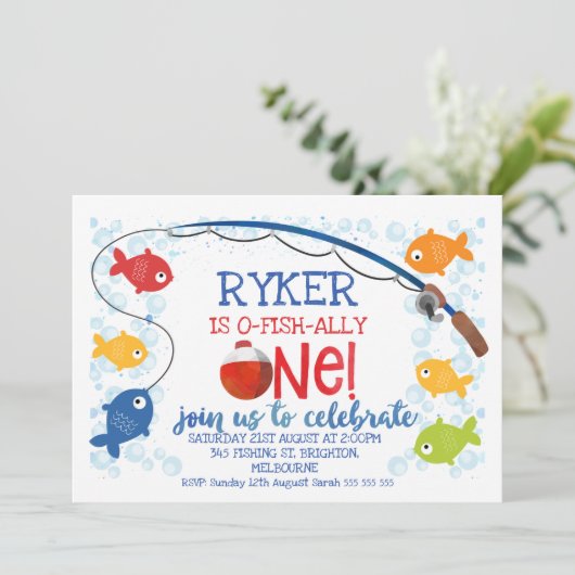 カラフルオフィシャルワン魚釣りボバー1歳の誕生日 招待状 (スタンド正面)