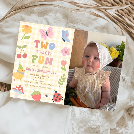 カラフルギンガムチェックの女の子 2歳の誕生日写真 招待状
