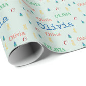 カラフルクリスマスの繰り返し名パーソナライズされた ラッピングペーパー (ロールコーナー)