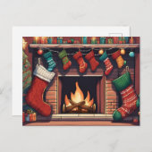 カラフルクリスマスストッキングと暖炉 ポストカード (正面/裏面)