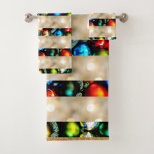 カラフルクリスマスボールとホワイトリッストライプト