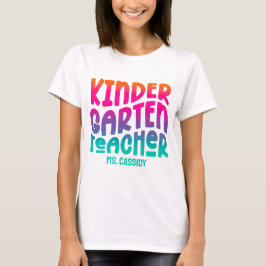 カラフルグラデーションの幼稚園の先生のテキスト Tシャツ